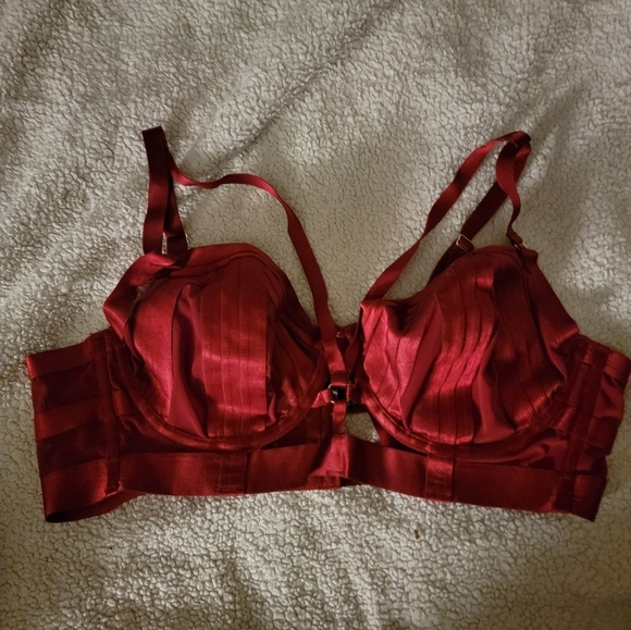 Torrid Strappy Bra Sz 1 - Picture 1 of 5